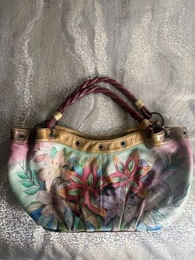 Women’s Anushka Hobo Bag